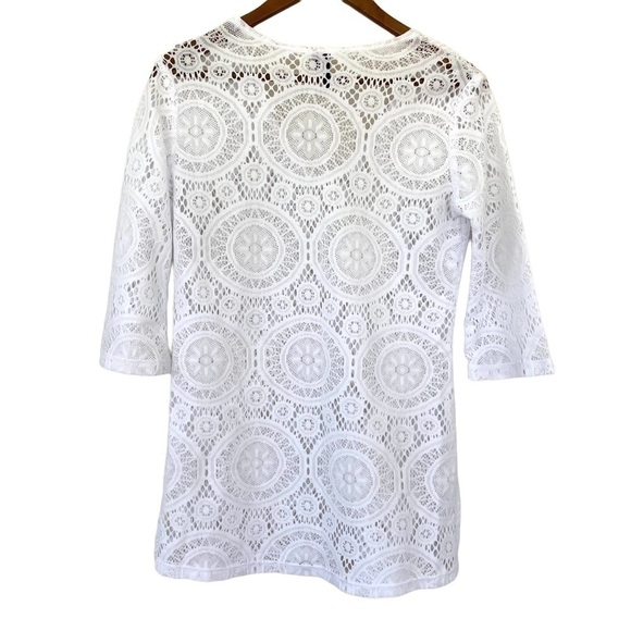 Portocruz lace swim coverup with V-neck and 3/4 length sleeves - Picture 4 of 7